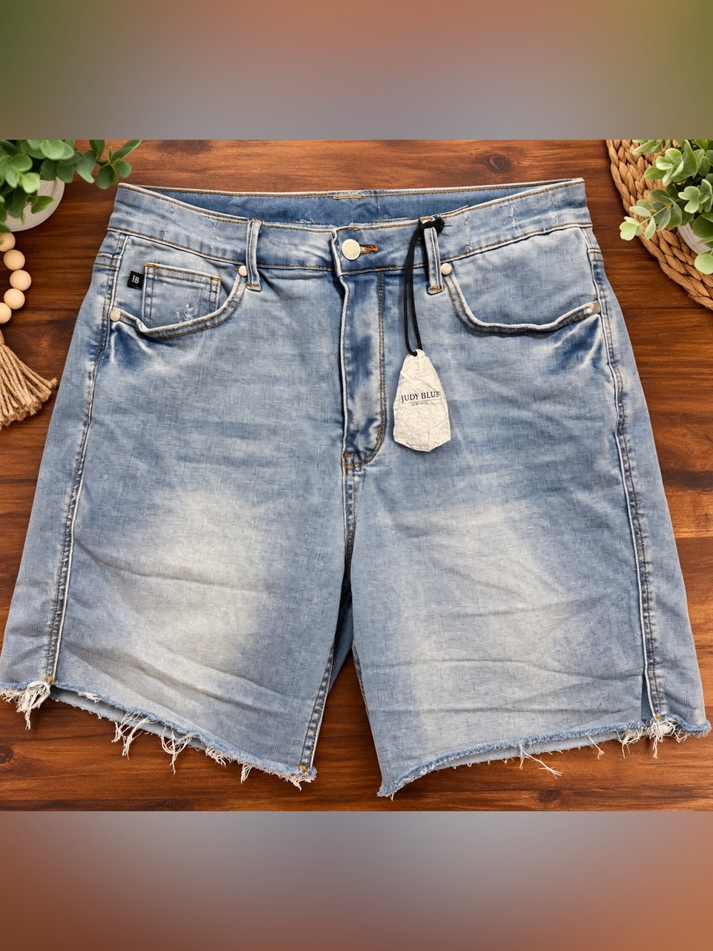 💙 Judy Blue XL Everyday Stretch Denim Bermuda Shorts – NWT